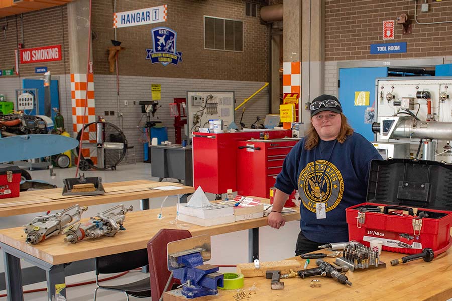 Esc-Madison-AviationMechanic_35-900.jpg